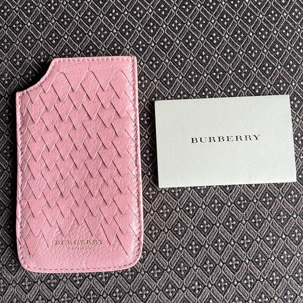 BURBERRY LIKE NEW CARD HOLDER POUCH PINK LEATHER